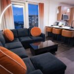 2B King Suite w/ Skyline Views 3f6908db b0f5 4563 9b83 6aa95d39c2d0